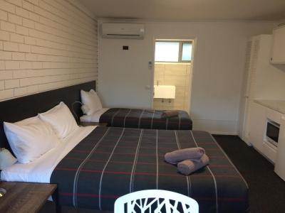 Southern Ocean Motor Inn Port Campbell - Broome Tourism 14