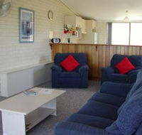 Penguin Mews - Broome Tourism