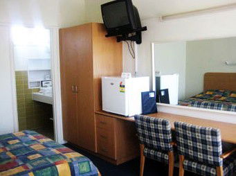  Broome Tourism