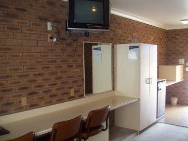 Town And Country Motor Inn Cobar - Broome Tourism 1