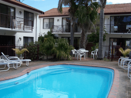 Peninsular Apartments - Broome Tourism