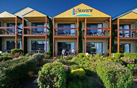 Seaview Motel & Apartments - Broome Tourism 0