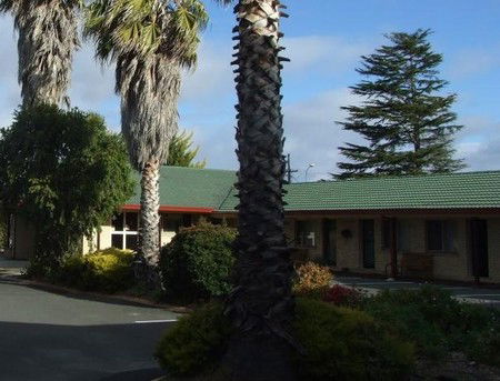 Lilac City Motor Inn & Streakhouse - Broome Tourism 3
