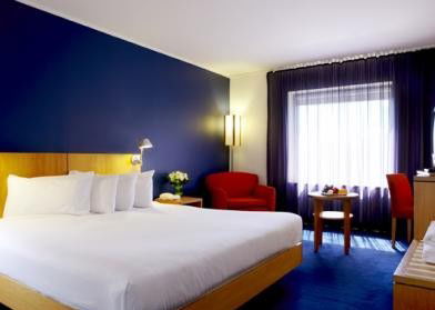 Novotel Rockford Darling Harbour - Broome Tourism 1