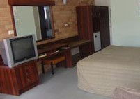 Winning Post Motor Inn - Broome Tourism 0