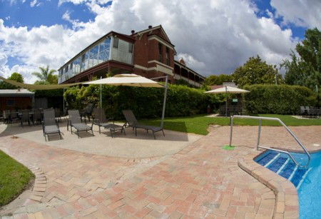Mansfield VIC Broome Tourism