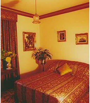 Tally Ho Lodge - Broome Tourism 0