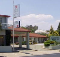 Country Comfort Cowra Countryman Motor Inn - Broome Tourism