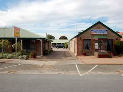 Meningie SA Broome Tourism