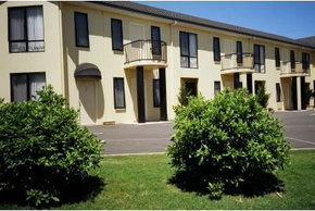 Hopkins House Motel & Apartments - Broome Tourism 2