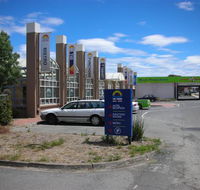 Waurn Ponds Hotel - Broome Tourism
