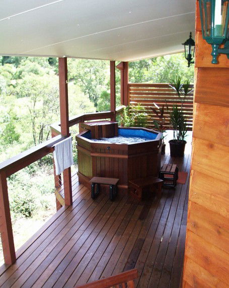 Sketches Mountain Resort - Broome Tourism 0