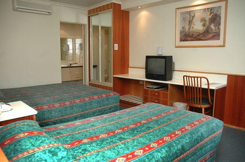 Nirebo Motel - Broome Tourism 1