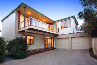  Broome Tourism