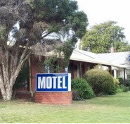 St Arnaud Country Road Inn - Broome Tourism