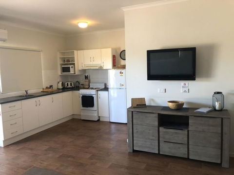 Sundowner Cabin And Tourist Park - Broome Tourism 2
