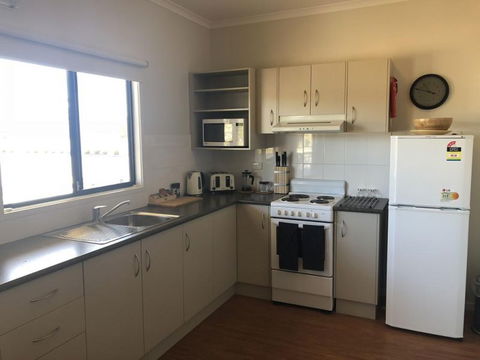 Sundowner Cabin And Tourist Park - Broome Tourism 6
