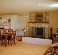 Sherwood Cottages Country Retreat - Broome Tourism