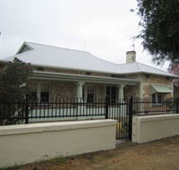 Naracoorte Cottages - MacDonnell House - Broome Tourism