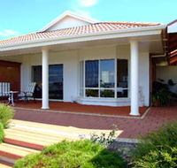 Close Encounters Bed and Breakfast - Broome Tourism