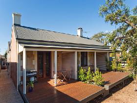 Strathalbyn Villas - Broome Tourism 0