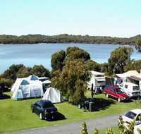Lakeside Tourist Park