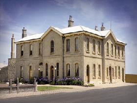 The Customs House - Broome Tourism 0