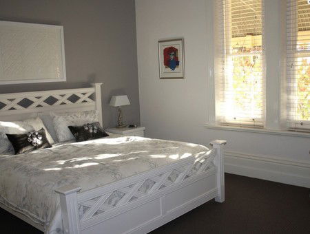 ArtWine Cottages - Broome Tourism 1
