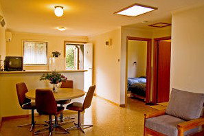 Ulonga Lodge - Broome Tourism 2