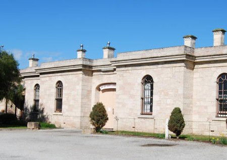 The Old Mount Gambier Gaol - Broome Tourism 1