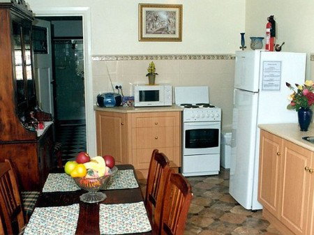 Clara's Cottage - Broome Tourism 3