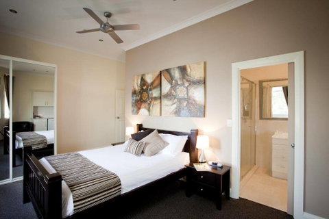 Balcony On Sixth Lodge - Broome Tourism 4