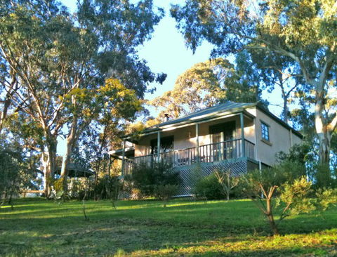 St Helens - Fettlers Cottage - Broome Tourism 1