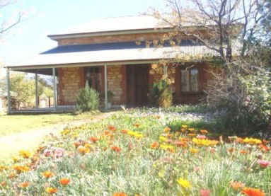 Old Willows Country Estate - Broome Tourism 6