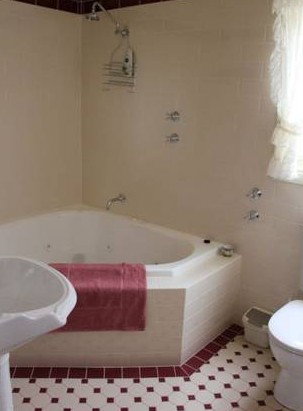 Redwing Shearer's Quarters - Broome Tourism 3