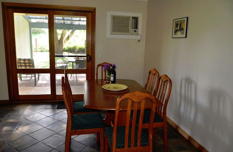 The Beach House - Normanville - Broome Tourism 4