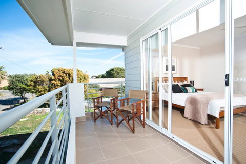 Coast & Vines @ Moana Beach - Broome Tourism 4