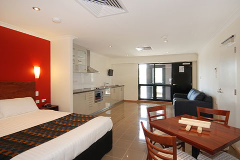 Tanunda Hotel Apartments - Broome Tourism 0