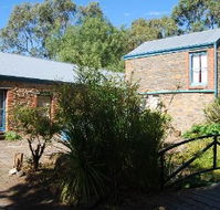 Springton Heritage Bed and Breakfast - Broome Tourism