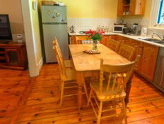 Semaphore Beach Cottage Bed And Breakfast - Broome Tourism 2