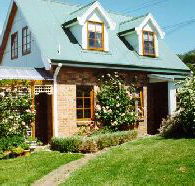 Conmel Cottage - Broome Tourism