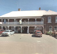 Sheffield Hotel - Broome Tourism