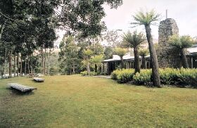 Tullah Lakeside Lodge - Broome Tourism 0