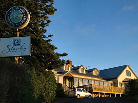 Stanley Seaview Inn - Broome Tourism 0
