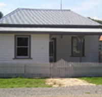 Strahan Quality Cottages - Broome Tourism