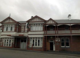 Lords Hotel - Broome Tourism 0