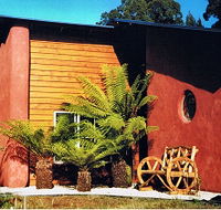 Whispering Spirit Holiday Cottages and Miniature Pony Stud - Broome Tourism