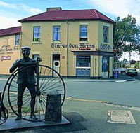 Clarendon Arms Hotel - Broome Tourism