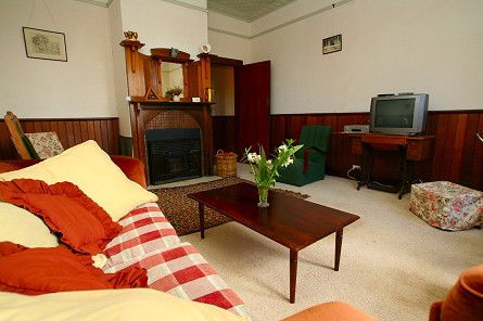Cluan Homestead - The Managers Residence - Broome Tourism 1