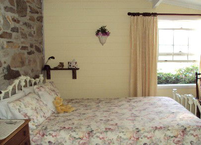 Orford's Sanda House B&B - Broome Tourism 2